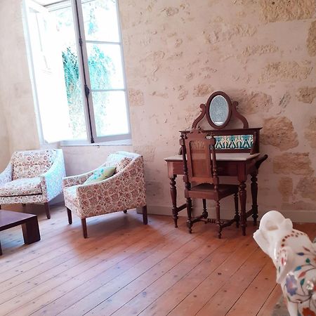 Logis Des Lugats, Gite De Charme La Reole Luaran gambar