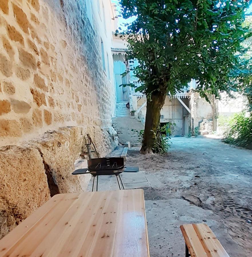 Logis Des Lugats, Gite De Charme La Reole Luaran gambar
